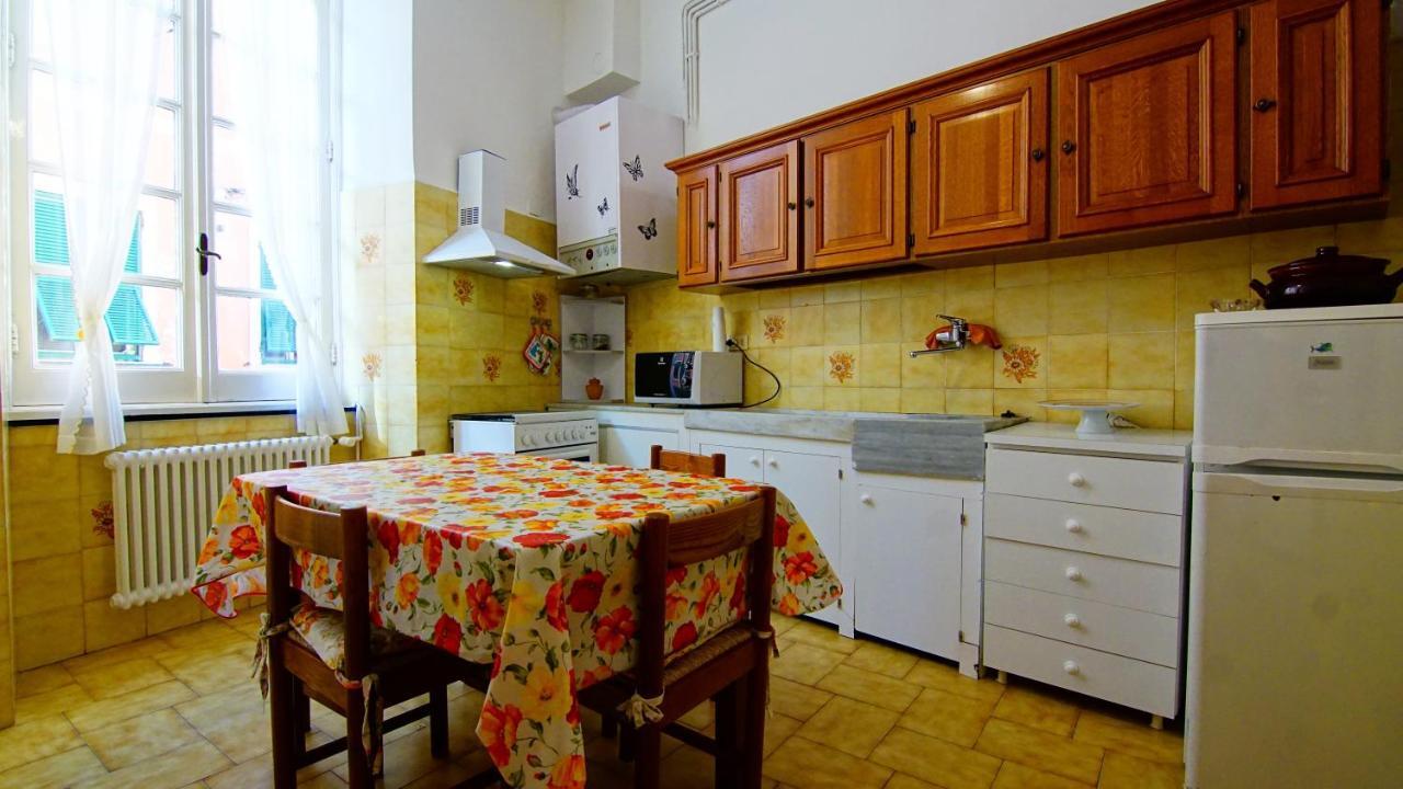 Appartamento Nel Borgo Medievale Levanto Exterior foto